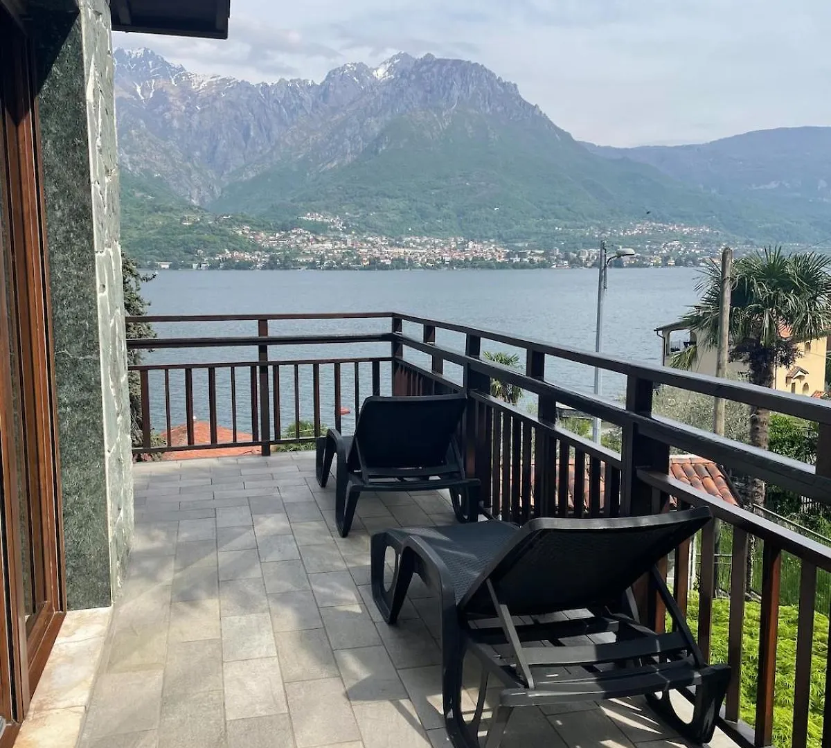 Casa Pescarino With Lake View And Hydromassage Apartment Mandello del Lario Italy