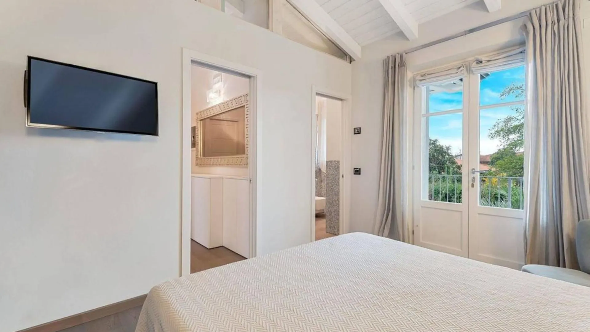 Casa Pescarino With Lake View And Hydromassage Apartment Mandello del Lario