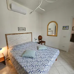 L'airone - Casa Mandello del Lario
